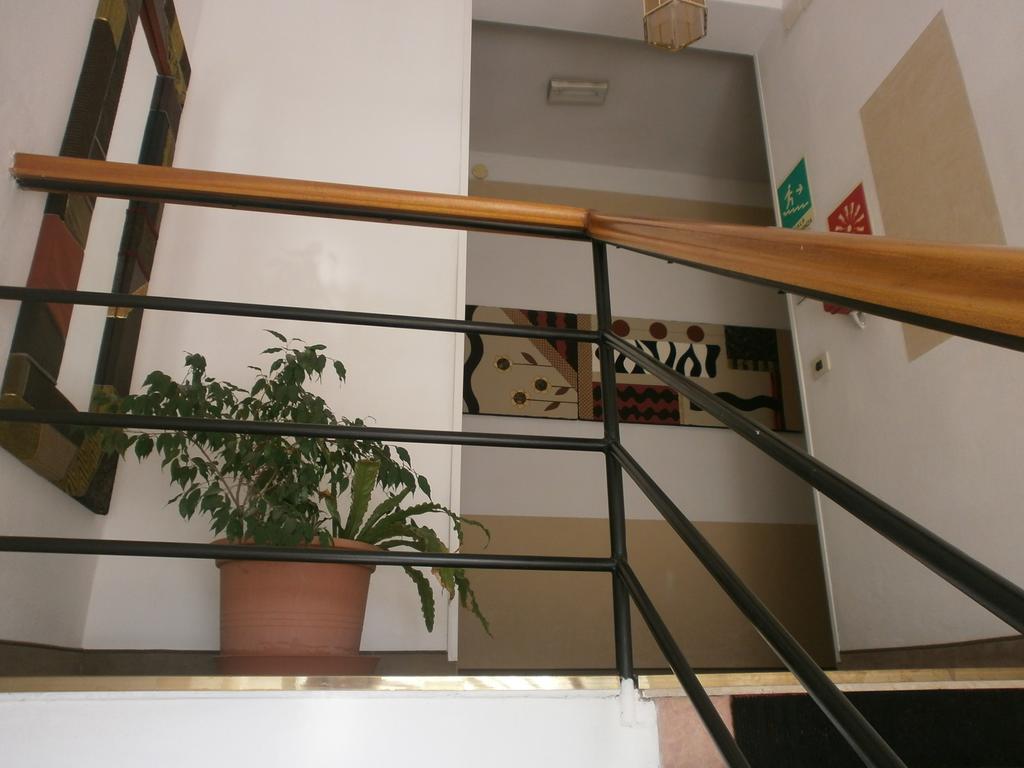 Albergo Al Pescatore Brenzone sul Garda Esterno foto
